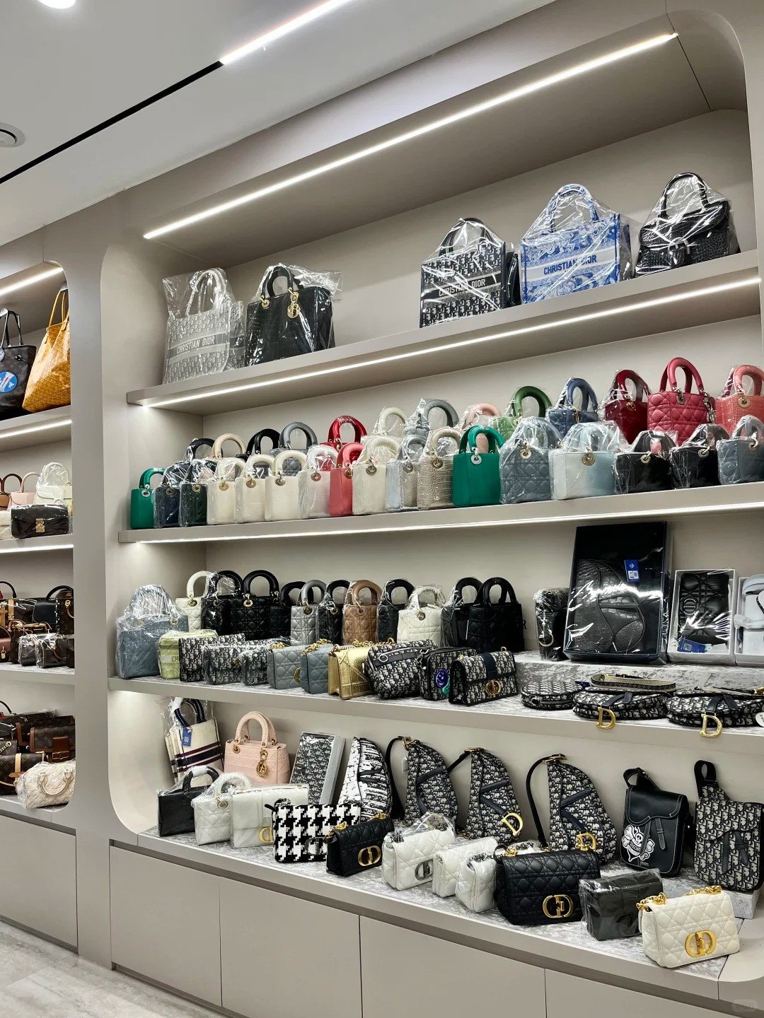 长沙独栋中古店!逛到出不来。。🥹_2_卷毛糖心面_来自小红书网页版.jpg